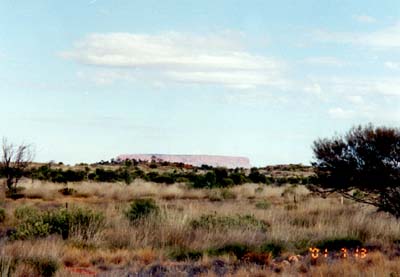 偽UluruことMOUNT CONNER