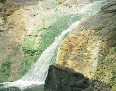 カムイワッカ滝の湯