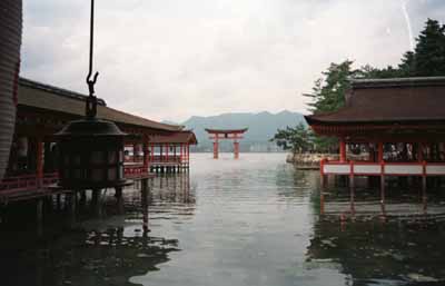 厳島神社